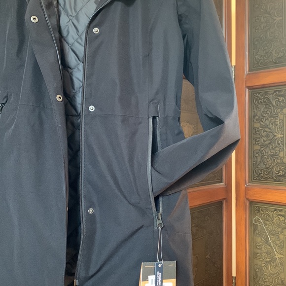 The North Face Ancha Hooded Waterproof Parka – Women’s – New With Tags - Picture 11 of 16